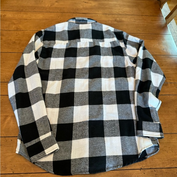 Men's SOUTHOUSE Black & White Flannel Long Sleeve Button Down Size Small - Picture 10 of 10